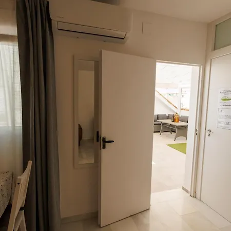 El Atico De Osario 5 Con Terraza - Great Location Oda ve Kahvaltı Cordoba