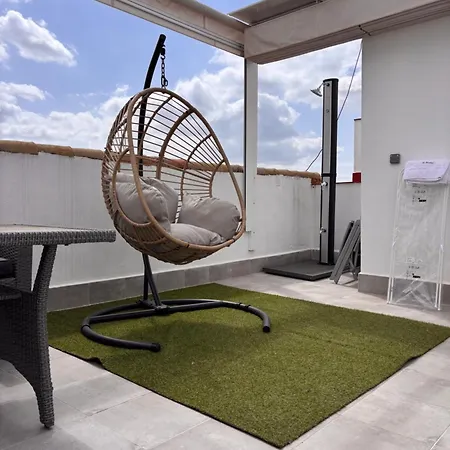 El Atico De Osario 5 Con Terraza - Great Location *