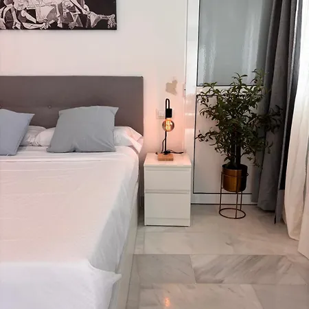 El Atico De Osario 5 Con Terraza - Great Location *