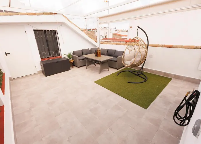 El Atico De Osario 5 Con Terraza - Great Location Bed & Breakfast